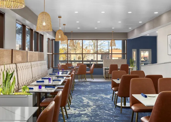 Doubletree By Hilton Salisbury